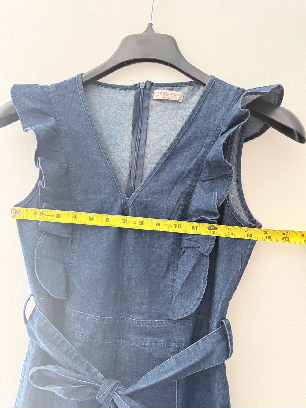 La Reyna Chambray Wide Leg Jumpsuit Ruffle V Neck Tie Waist Women’s L - Picture 5 of 9